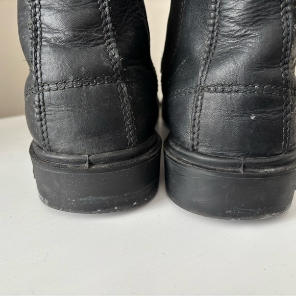 Black Leather Women’s square toed  Chelsea Boots - Picture 3 of 4